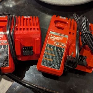 Milwaukee M12 M18 Battery Charger Set